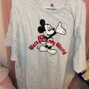 Disney Gray T-Shirt with Mickey Mouse and Red Walt Disney World Text